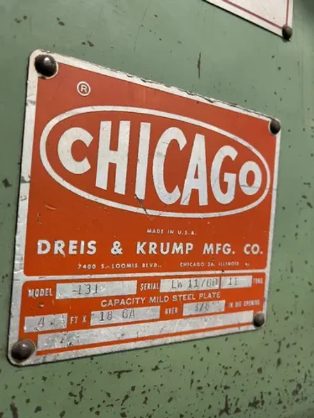 CHICAGO 11 TONS PRESS BRAKE   -  131