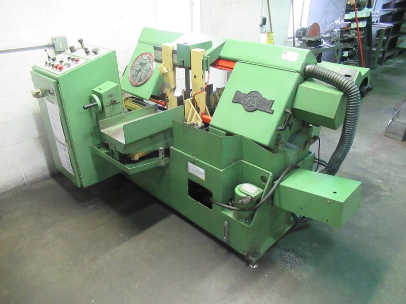 DoAll C-260 Horizontal Automatic Band Saw- Auction Item