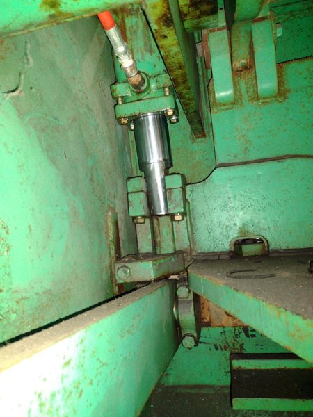 10&#039; X 1/4&quot; ACCURPRESS MODEL #825010 LP HYDRAULIC SHEAR: YOBRO #24451