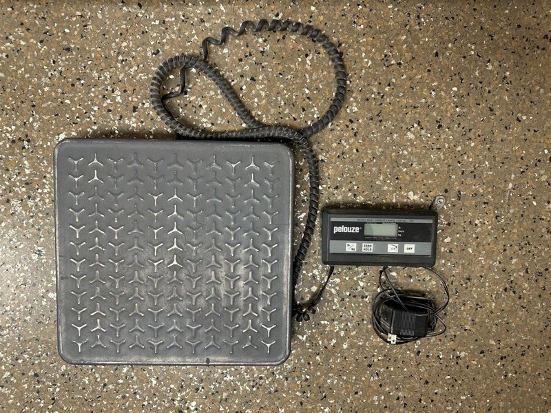 PELOUZE MODEL 4040UL DIGITAL MATERIAL HANDLING SCALE: STOCK# 21917