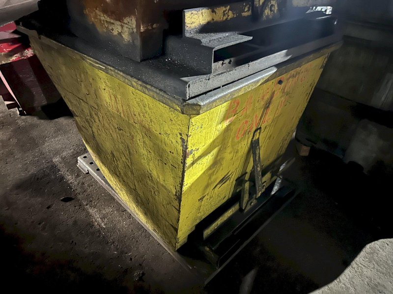 JESCO DUMP HOPPER : STOCK 22280