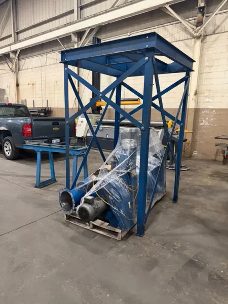 USED VERSAKUT 6.5" FULLY AUTOMATIC ALUMINUM SAW WITH CHIP COLLECTOR