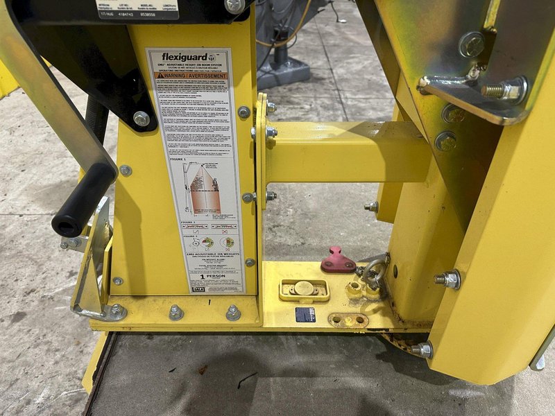 20&#039; HIGH SALA MODEL #8530558 JIB STYLE FALL ARREST SAFETY SYSTEM: STOCK #22176