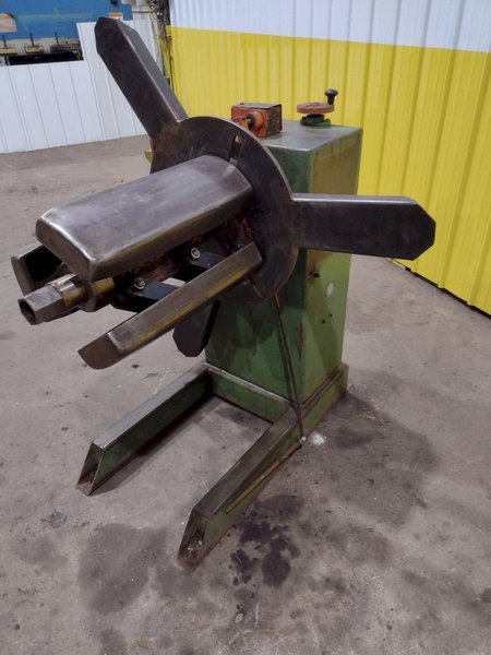 2,500  LB X 20&quot; AMERICAN  MODEL #60 MOTORIZED COIL REEL UNCOILER: STOCK #19544