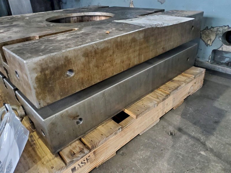 38&quot; X 38&quot; T-SLOTTED BOLSTER PLATE. STOCK # 0637223