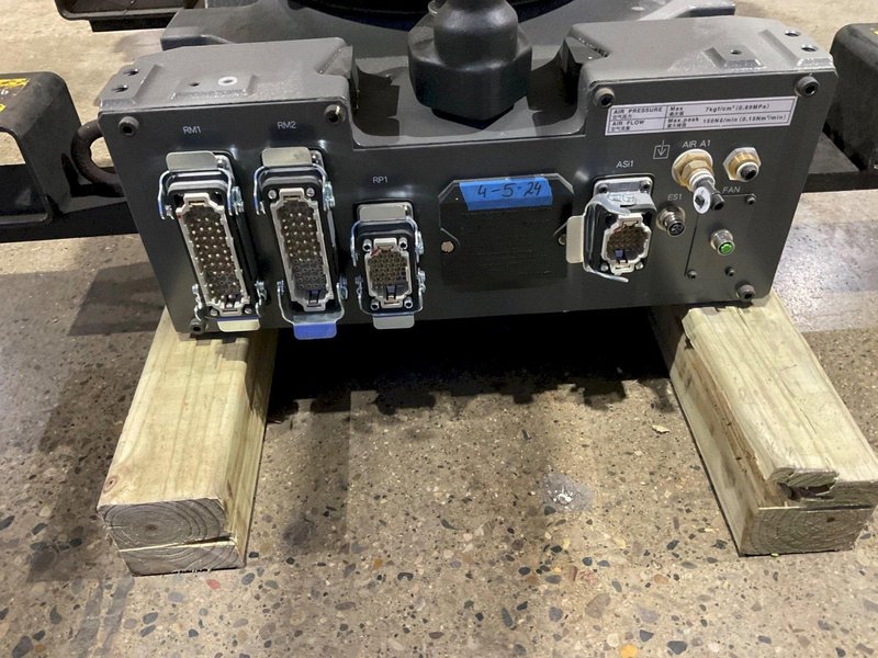 FANUC M-410IC/185 ROBOT W R-30IB PLUS CONTROLLER USED