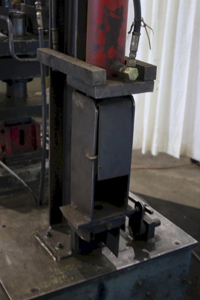 HYDRAULIC PIPE NOTCHER: STOCK #74721