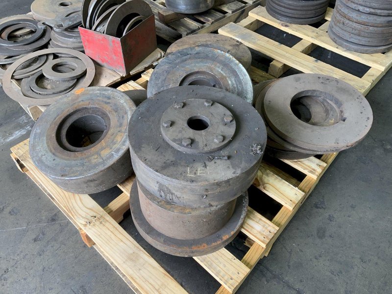 4" X 4" X 5/8" BUFFALO #2 ANGLE BENDING ROLLS: STOCK #81408