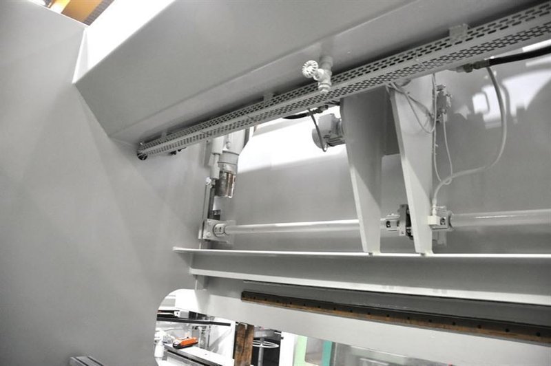 LVD - PPN 165 ton x 4100 mm CNC