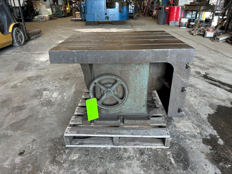 Used, 32&quot; x 28&quot; T-Slotted Tilting Box Table