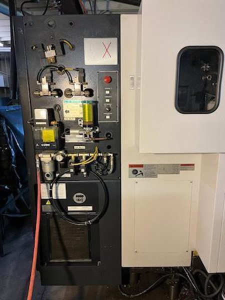 Mazak Nexus 410A VMC, 2006 – 4th Axis Rotary, Through Spindle Coolant, Tooling, Chip Auger, Tool Probe, Low Hours