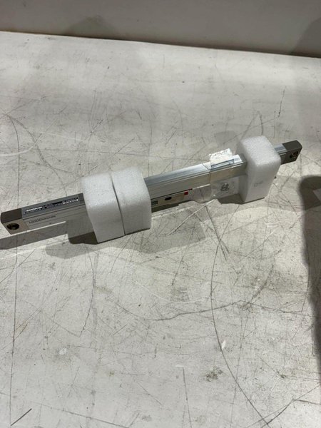 HEIDENHAIN LC483/10NM LINEAR ENCODER 557 649-06 NEW IN BOX
