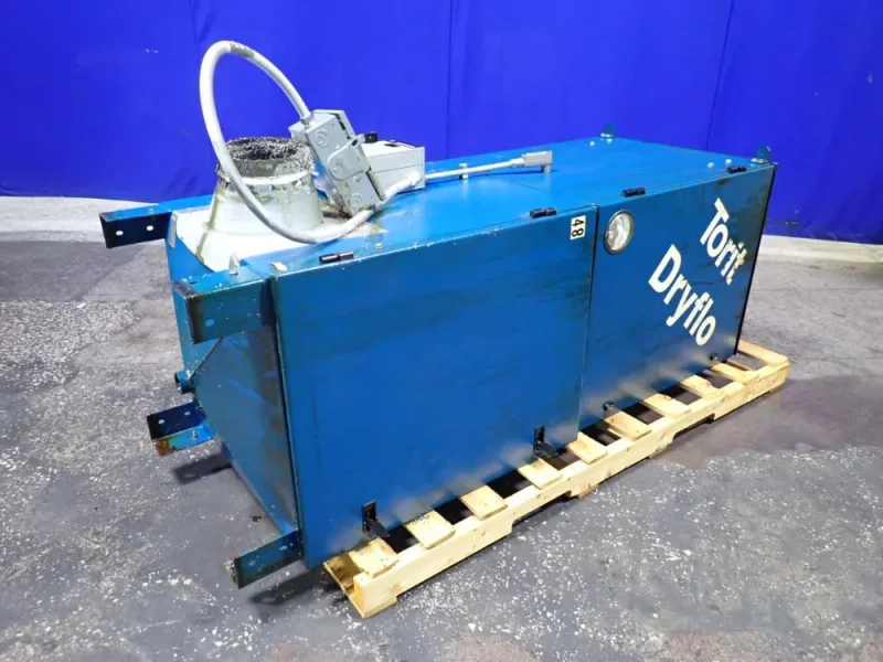 TORIT DUST COLLECTOR   -  MDV-3000
