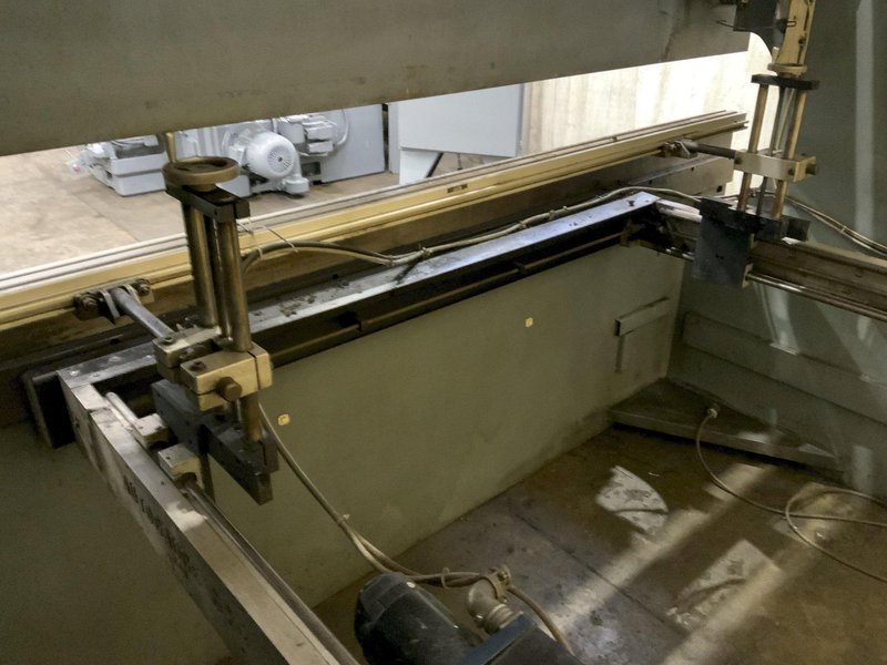 200 TON X 10' ATLANTIC MODEL HDE 200-10 HYDRAULIC PRESS BRAKE: STOCK #80879