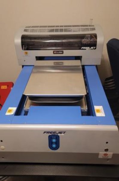 OmniPrint Freejet J330TX Plus, 2023 – Direct-to-Garment DTG Printer, High Resolution