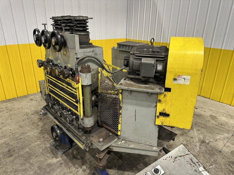 2.25" X 6 ROLL MACKINTOSH-HEMPHILL / TURNER MODEL #922 TUBE &amp; BAR STRAIGHTENER: STOCK #22572