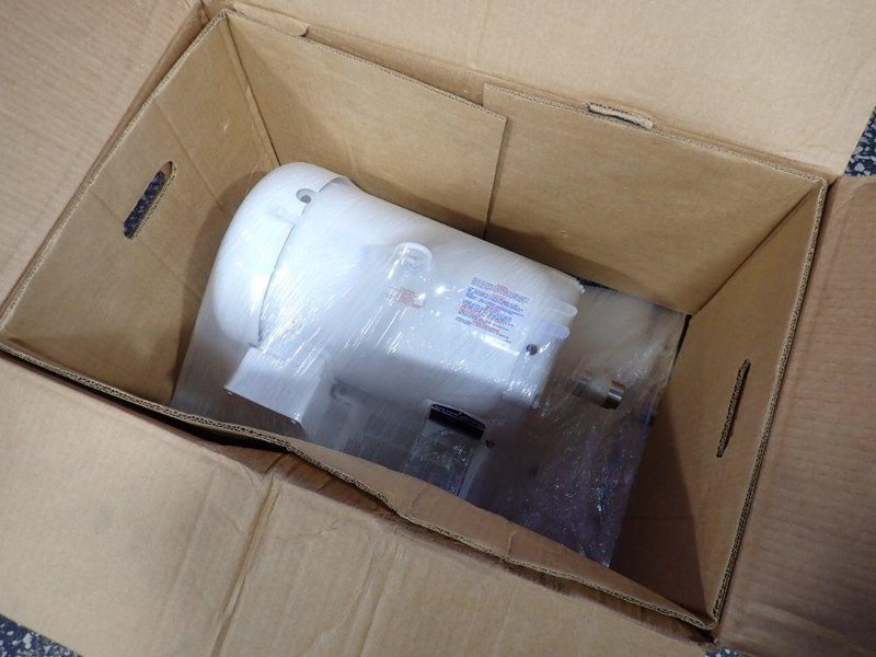 BALDOR-RELIANCE 10 HP MOTOR  -  EWDM3714T