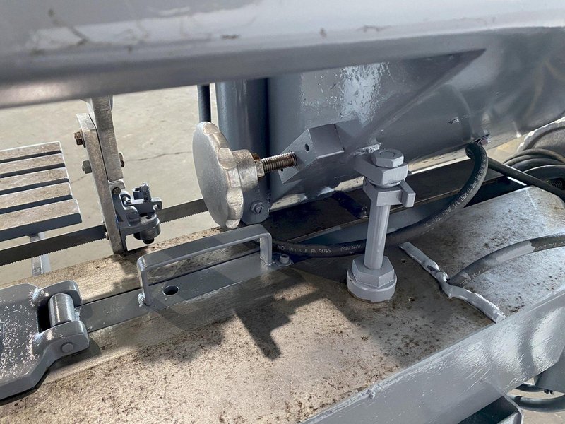 9" x 18" W. F. WELLS HORIZONTAL BANDSAW w/ DUAL COLUMNS. STOCK #0741422.