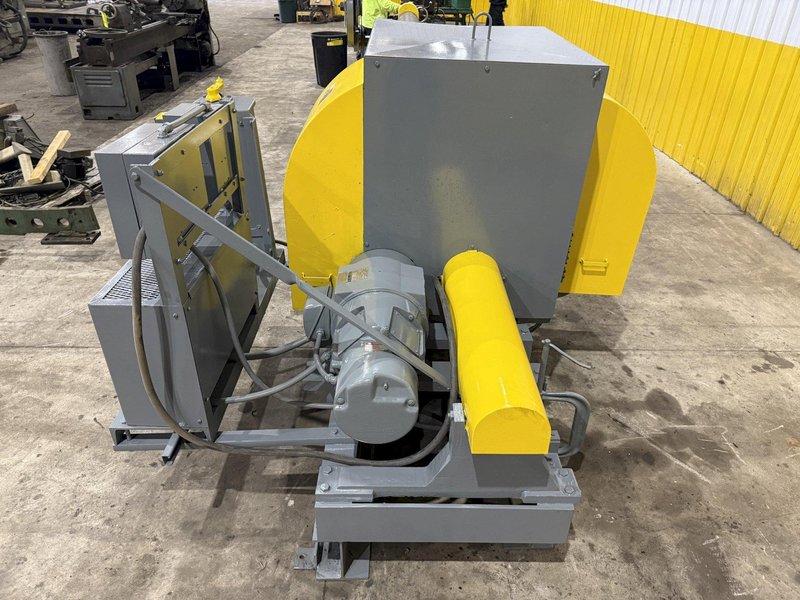 10&#039; X 1/4&quot; BERTSCH MODEL #7A INITIAL PINCH 3 ROLL MECHANICAL PLATE BENDING ROLL: YOBRO #23745