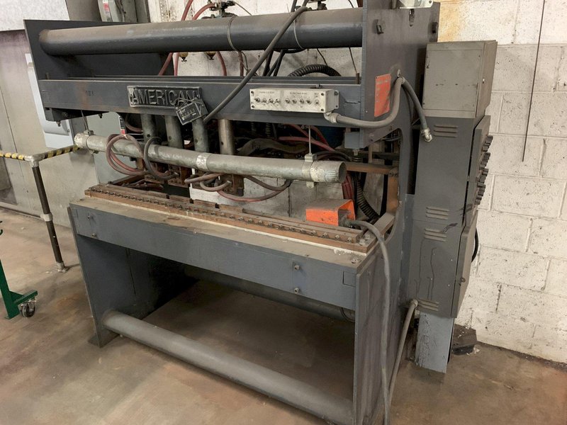 American Industrial Multi-Head Grid Welder 4 Head