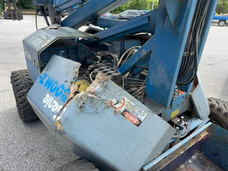 GENIE 500 LBS BOOM LIFT  -  BOOM Z-30/20HD