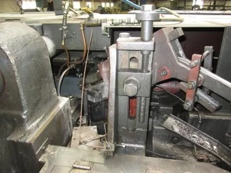 1012 National 4D Long Stroke Boltmaker