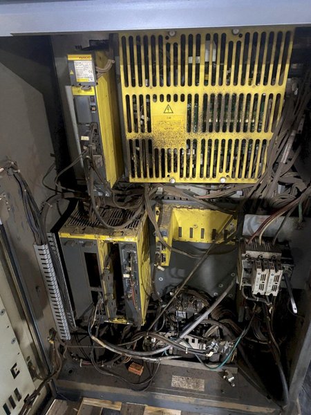 FANUC – M-900iA/350 w/ R-30iA Controls PARTS ONLY