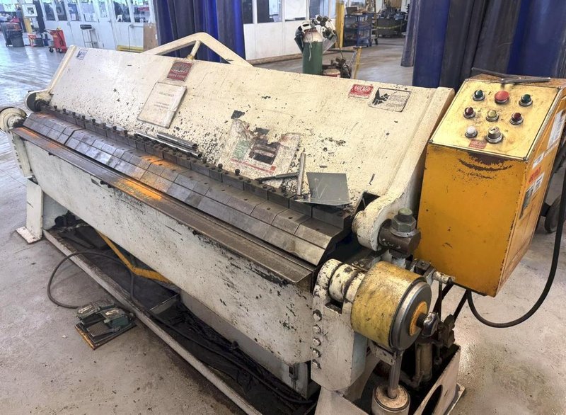 8' X 12GA CHICAGO DREIS &amp; KRUMP HBPU812-6 HYDRAULIC BOX-N-PAN FINGER BRAKE. STOCK # 0980126