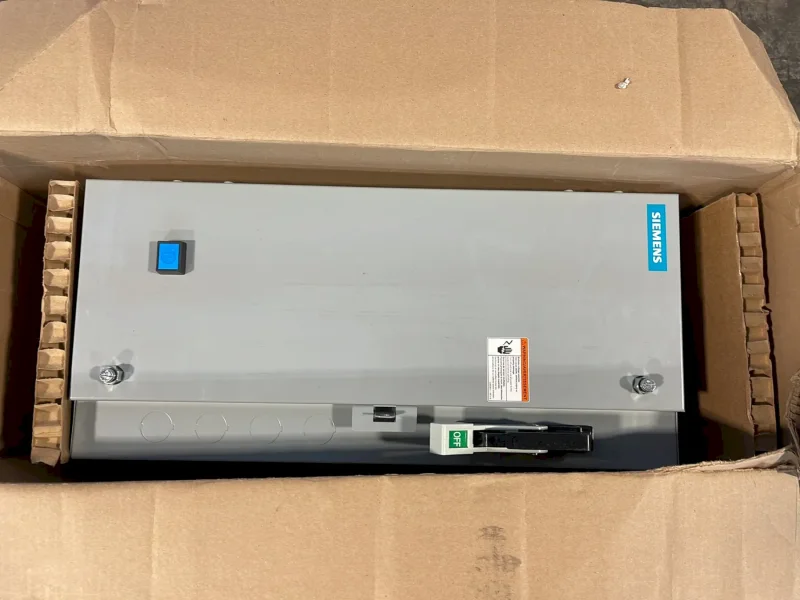 SIEMENS 5 HP FUSIBLE COMBINATION FVNR HEAVY DUTY MOTOR STARTER  -  17DUC92BA11