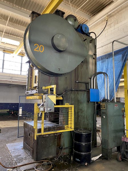 400 TON VERSON 400 GAP FRAME PUNCH PRESS.STOCK #0631222