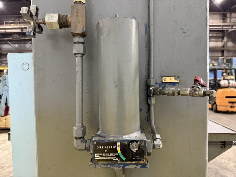 150 TON WILLIAMS &amp; WHITE HYDRAULIC C-FRAME STRAIGHTENING PRESS 24" STROKE: YOBRO #24086