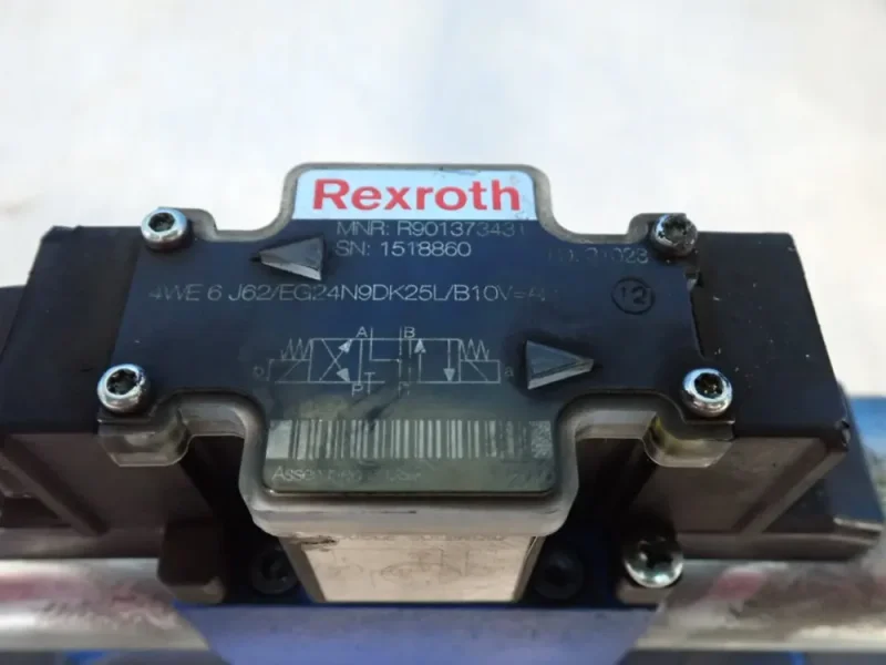 REXROTH DIRECTIONAL CONTROL VALVE  -  R901373430
