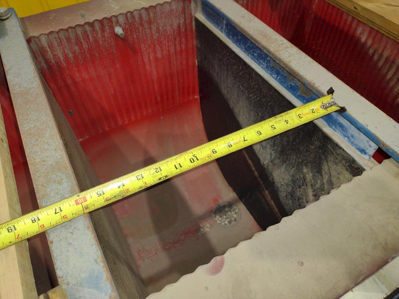 17 CUBIC FOOT VIBE TECH MODEL #VTHT-2472 TUB STYLE VIBRATORY FINISHER : YOBRO #25354