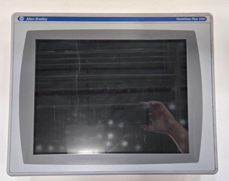 ALLEN BRADLEY 2711P-T15C4D2 PANELVIEW PLUS 1500 SER A USED