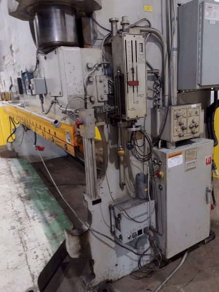 Cincinnati 350CBX12 Hydraulic Press Brake (#5049)