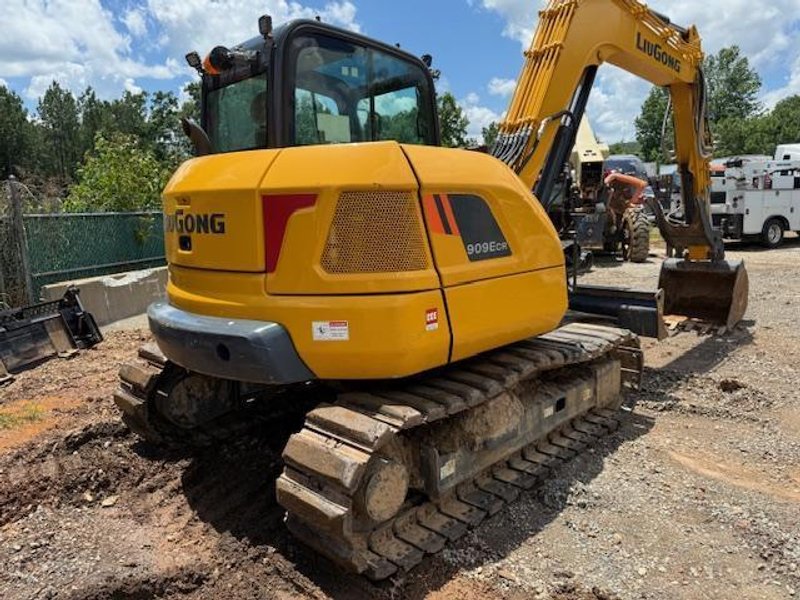 LiuGong 909ECR Compact Excavator, 2023 – Only 400 hours!