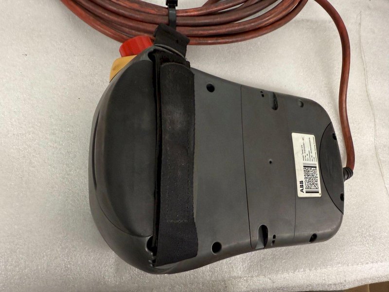 ABB 3HAC028357-001 DSQC 679 FlexPendant w/ 10m Pendant Cable USED – Tested