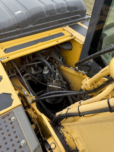 2013 KOBELCO SK210-9 EXCAVATOR W/ SPARE BUCKET. STOCK # 0429826