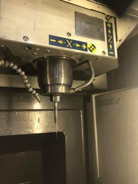 ROKU ROKU MODEL HC-658 GRAPHITE MACHINING CENTER
