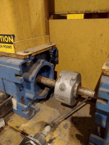 3,000 LBS GREEN VALLEY DOUBLE LEVEL MODEL #2332 DIE CHANGOVER CART: YOBRO #24611