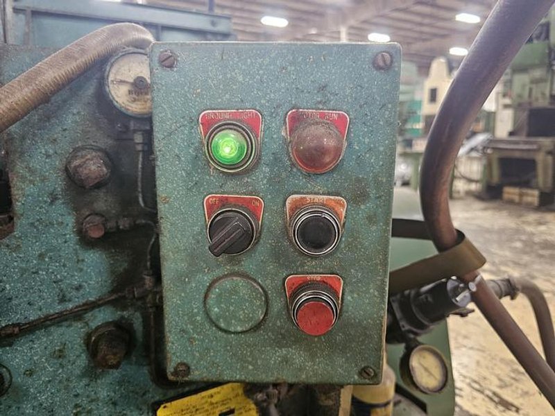 10' X 1/4" WYSONG MODEL #1025-F POWER SQUARING SHEAR: YOBRO #25202