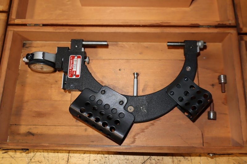 Starrett 1150 Dial Indicator Snap Gages .0001&quot; (3) - 2&quot;-4&quot;, 4&quot;-6&quot;, 6&quot;-8&quot; In Case- Auction Item