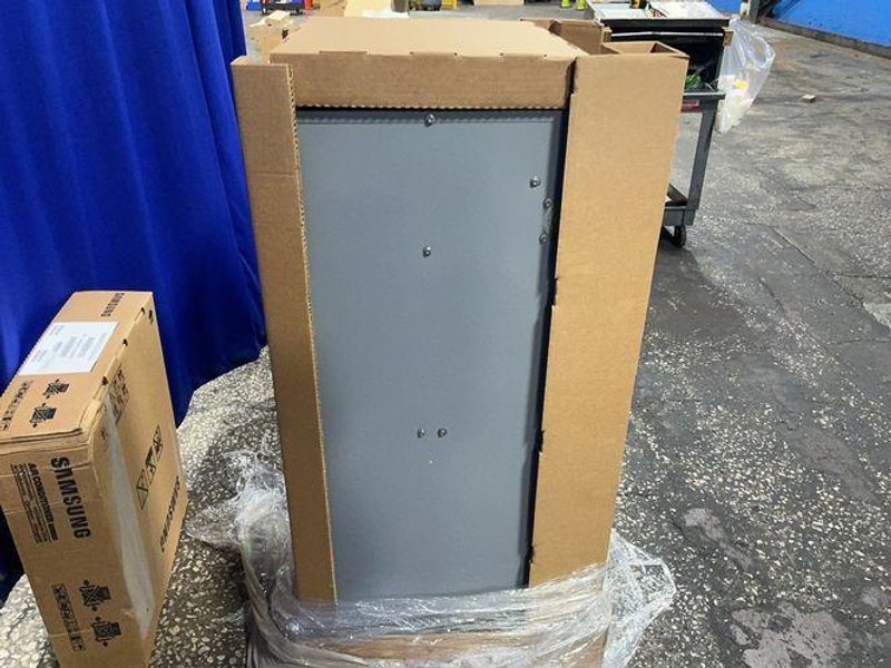 SAMSUNG AIR CONDITIONER  -  AM036TNZDCH/AA