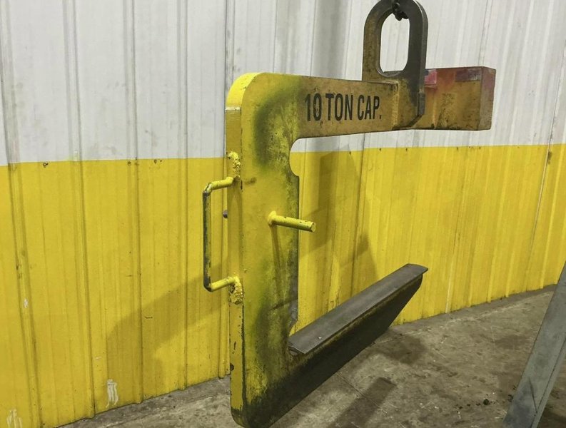 10 TON X 48" CALDWELL #82-10-48 COIL LIFT C-HOOK. STOCK # 0436226