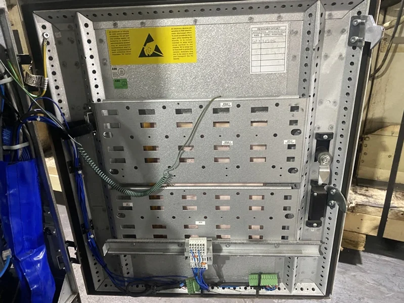 ABB – IRC5 M2004 Controls PARTS ONLY