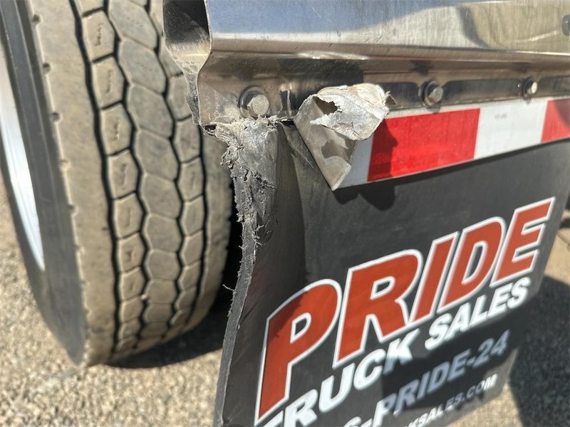 2022 Kenworth T680 1XKYD49X5NJ499897