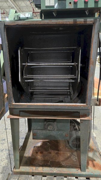 AR INDUSTRIES B-4 TUMBLE BLAST CHAMBER USED