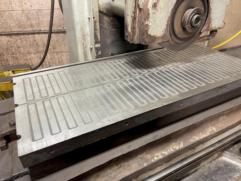 16-1/2&quot; X 36-1/2&quot; BLOHM HORIZONTAL SURFACE GRINDER: STOCK 77105