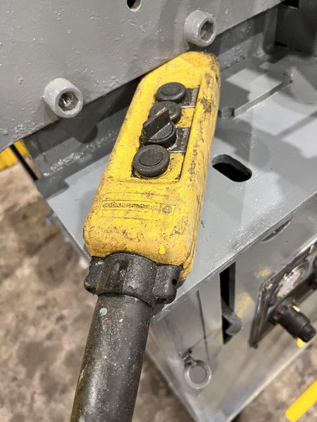 32" X .125" MINSTER MODEL #MEF5-32S SERVO FEED WITH COE MODEL BG-2 CONTROL: YOBRO #24235