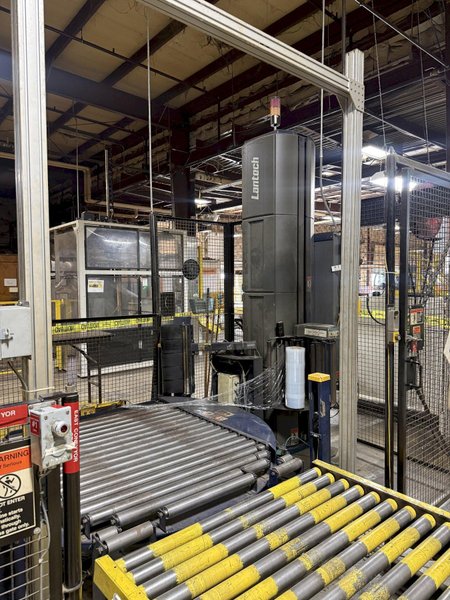 50" x 48" x 92" HIGH LANTECH QL AUTOMATIC SHRINK WRAPPER WITH IN-FEED &amp; OUT-FEED CONEYOR. STOCK # 0980426